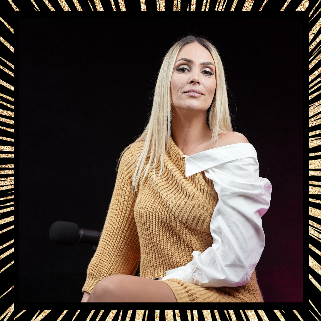 Copy of ONE NAIL IN FOCUS (1)